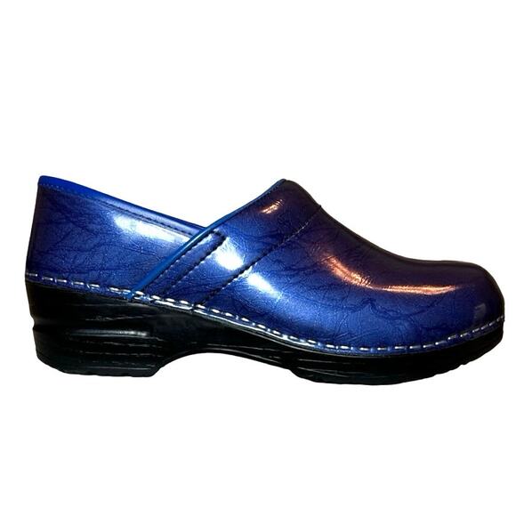 Sanita Women’s Izabella Professional Clogs Blue Size 6.5 (37) - Picture 5 of 8